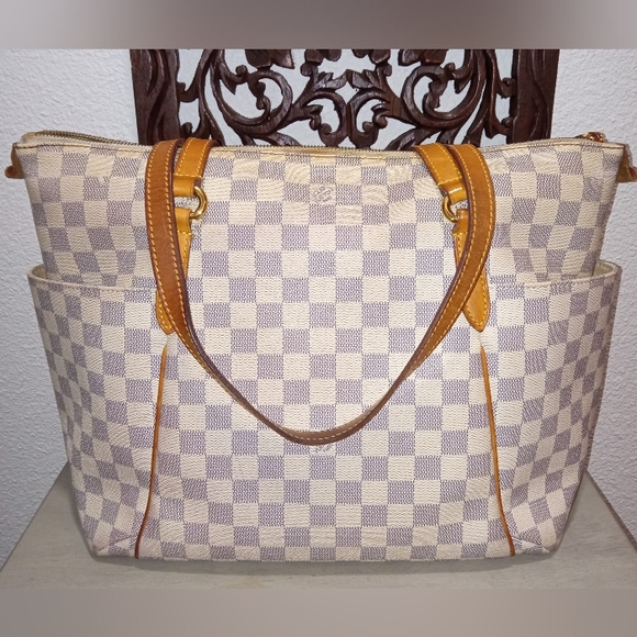 Sale ~ Louis Vuitton Totally MM Damier Azur - 100% Authentic - Picture 3 of 11
